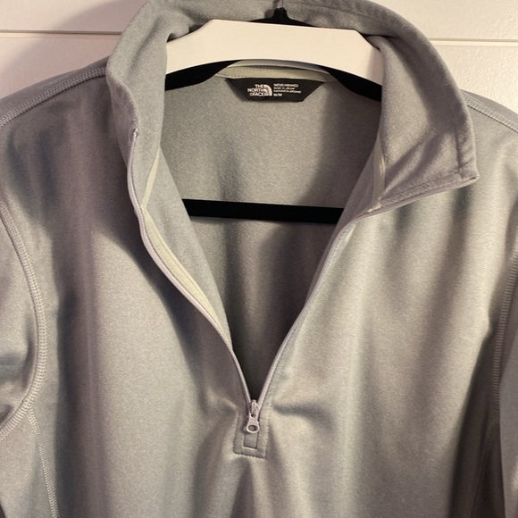 The North Face grey fleece lined quarter zip light long sleeve shirt jacket - Picture 4 of 9